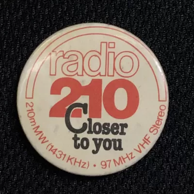 Radio 210 "Closer to you" badge