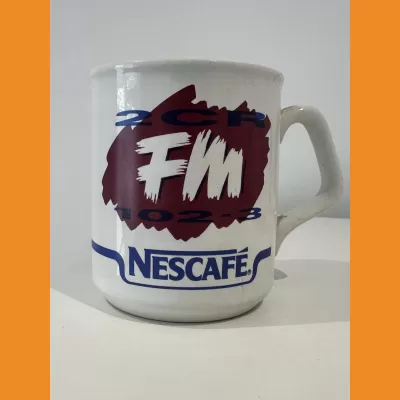 2CR FM mug