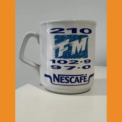 210FM mug