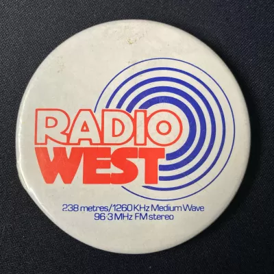 Radio West badge, 1980s